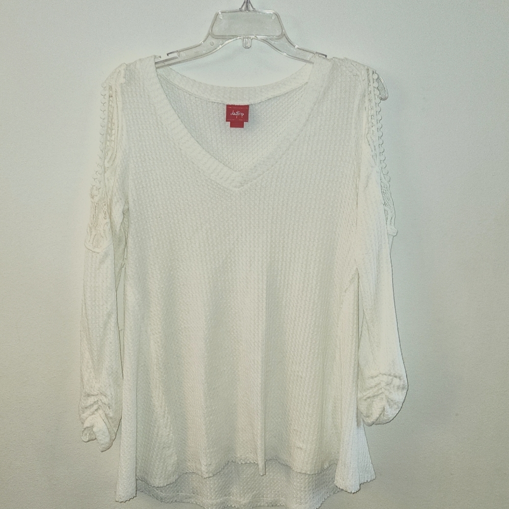 Dayteip blouse